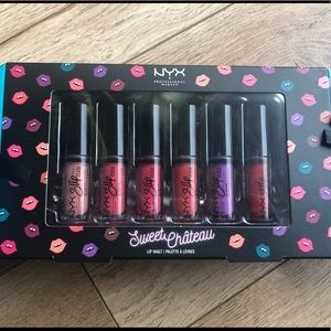 Never opened Nyx lip vault of 12 shades